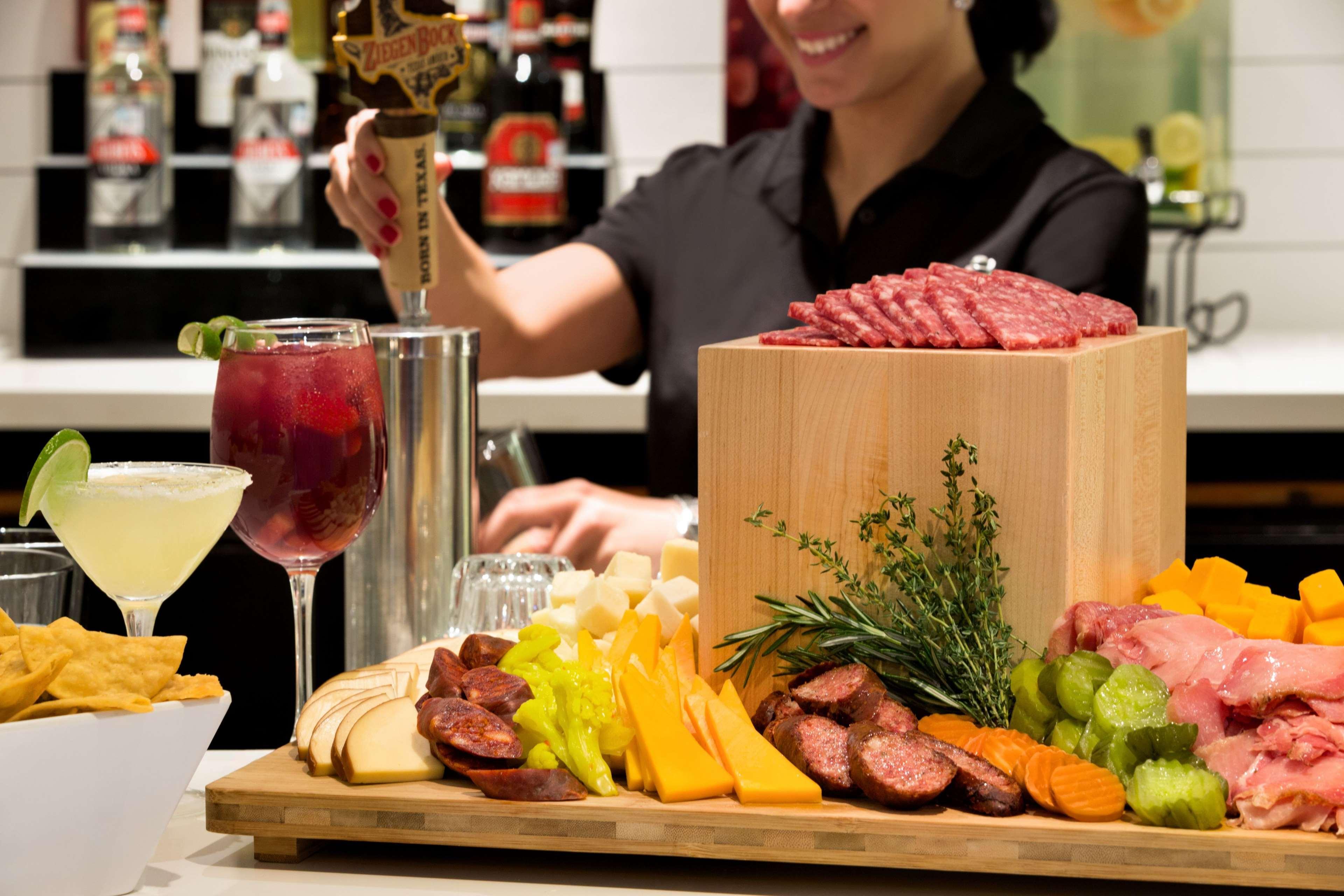 Embassy Dallas - Dfw Airport North Hotel 4*