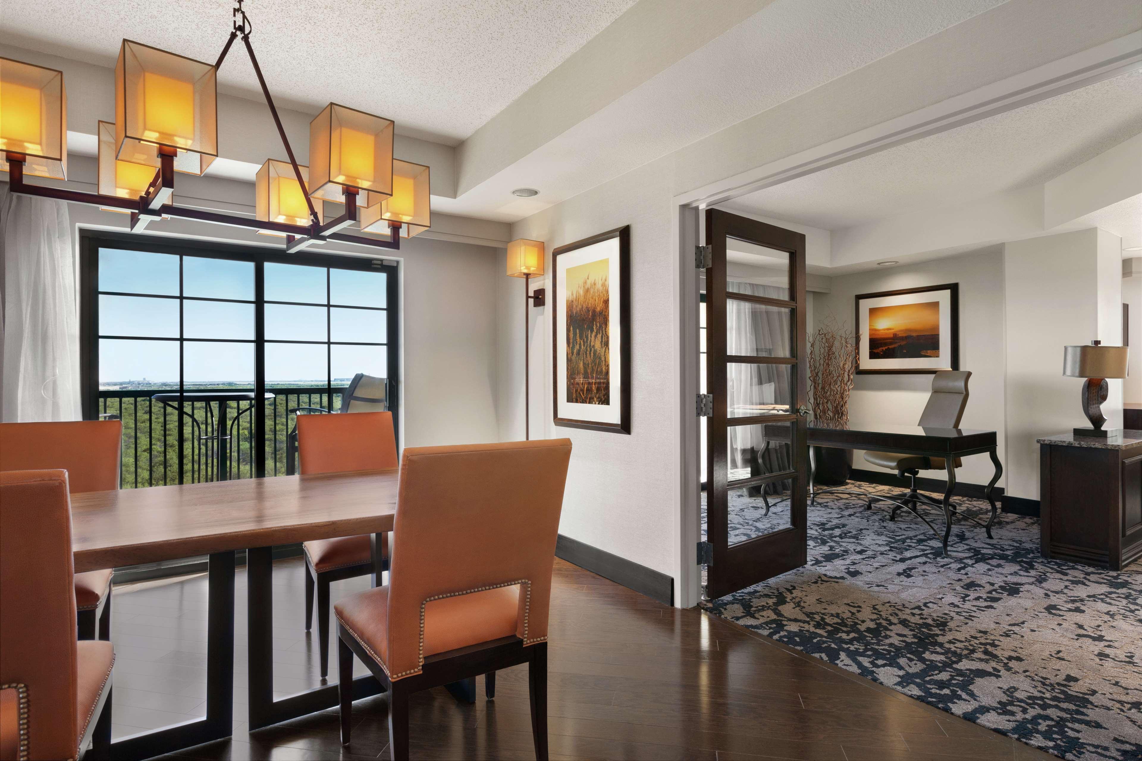 Hotel Embassy Dallas - Dfw Airport North