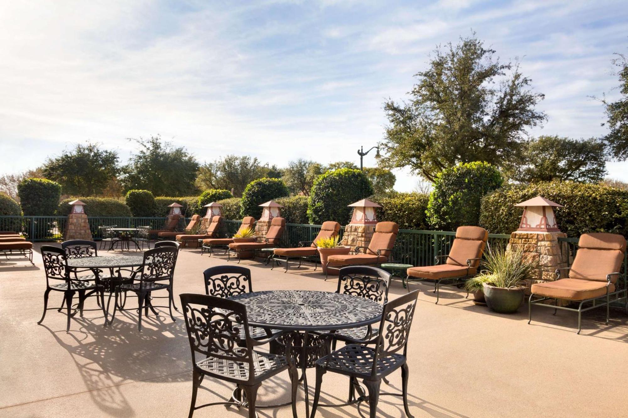 Embassy Dallas - Dfw Airport North Hotel 4*