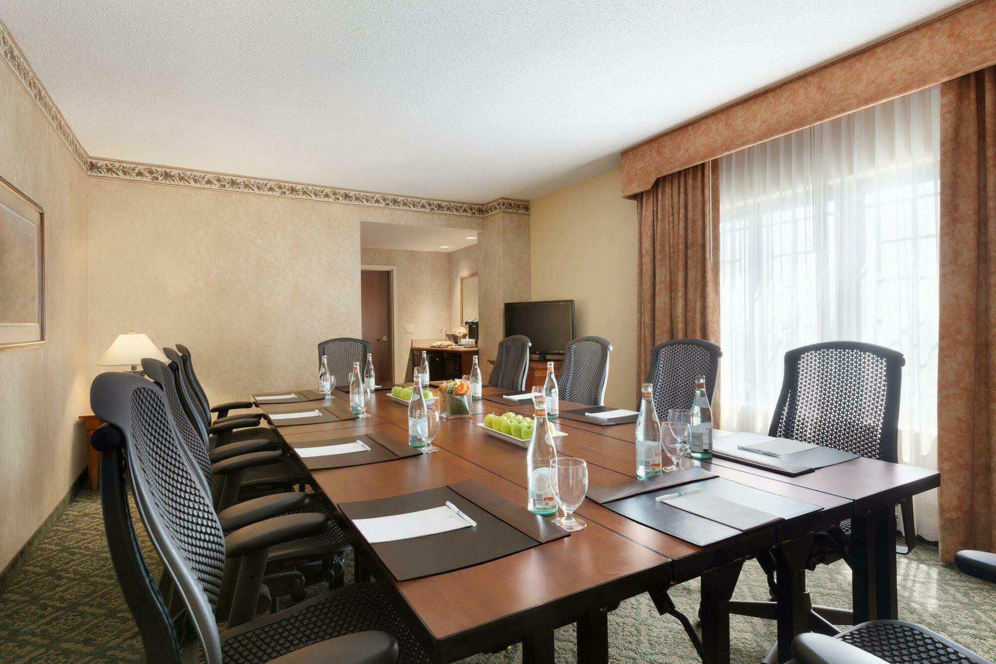 Embassy Dallas - Dfw Airport North Hotel Grapevine
